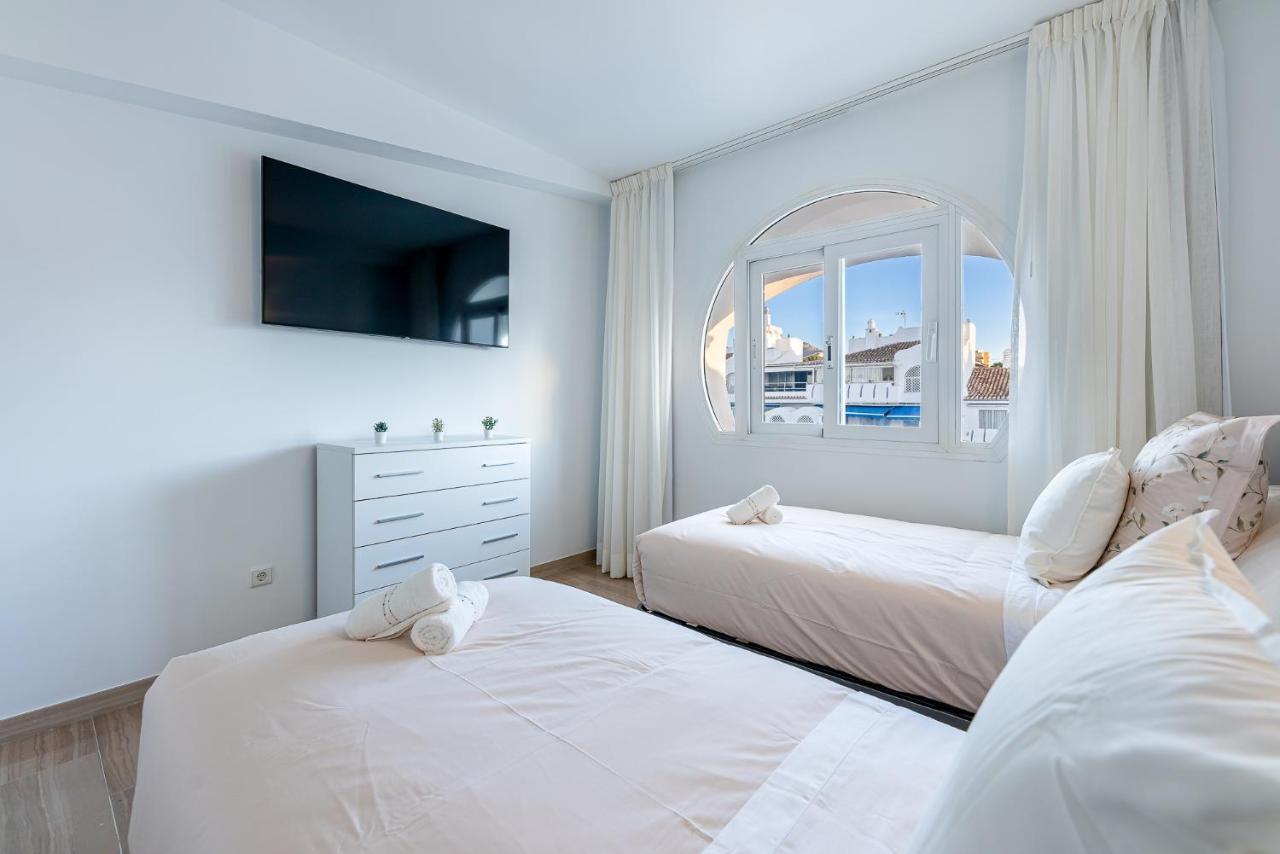 Atico Puerto Marina First Island With Sea Views And Rooftop Pool Benalmádena