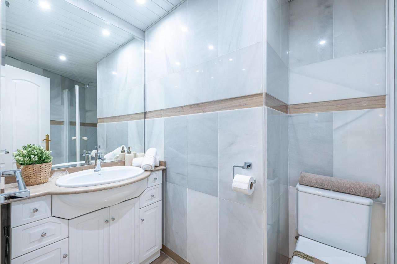 Atico Puerto Marina First Island With Sea Views And Rooftop Pool Appartement